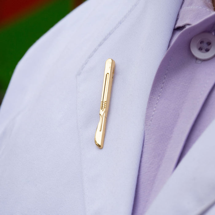 Pin Escalpelo Dorado GMD