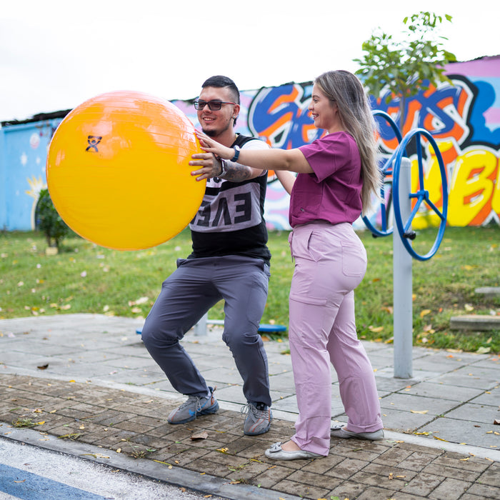 Pelota para ejercicio grande con superficie antideslizante